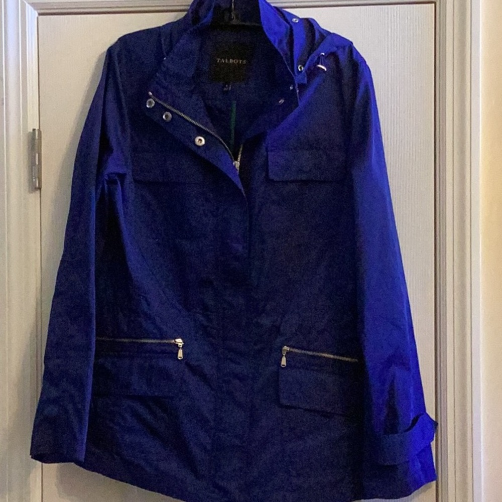 Talbots size 8 zip jacket w/hoodie